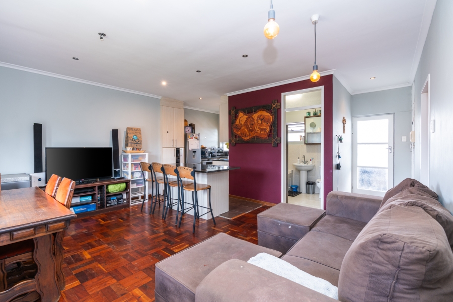 To Let 1 Bedroom Property for Rent in Pinelands Western Cape